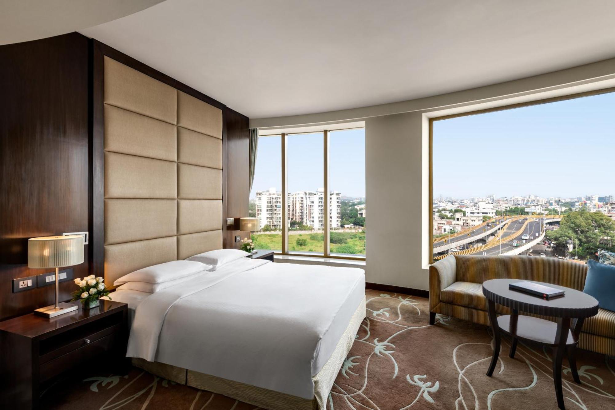 Отель Hilton Джапур Экстерьер фото